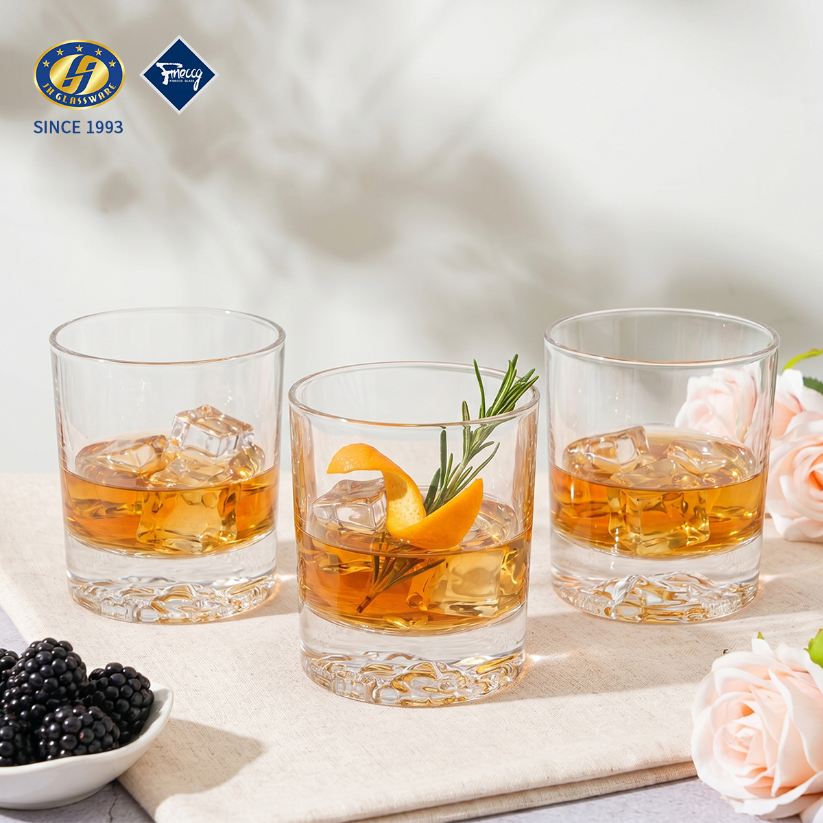 Simple Wide Belly Lead-Free Glass Whiskey Tumbler Short Clear Heavy Base Drinking Cup For Cocktail Home Bar Table Decor
