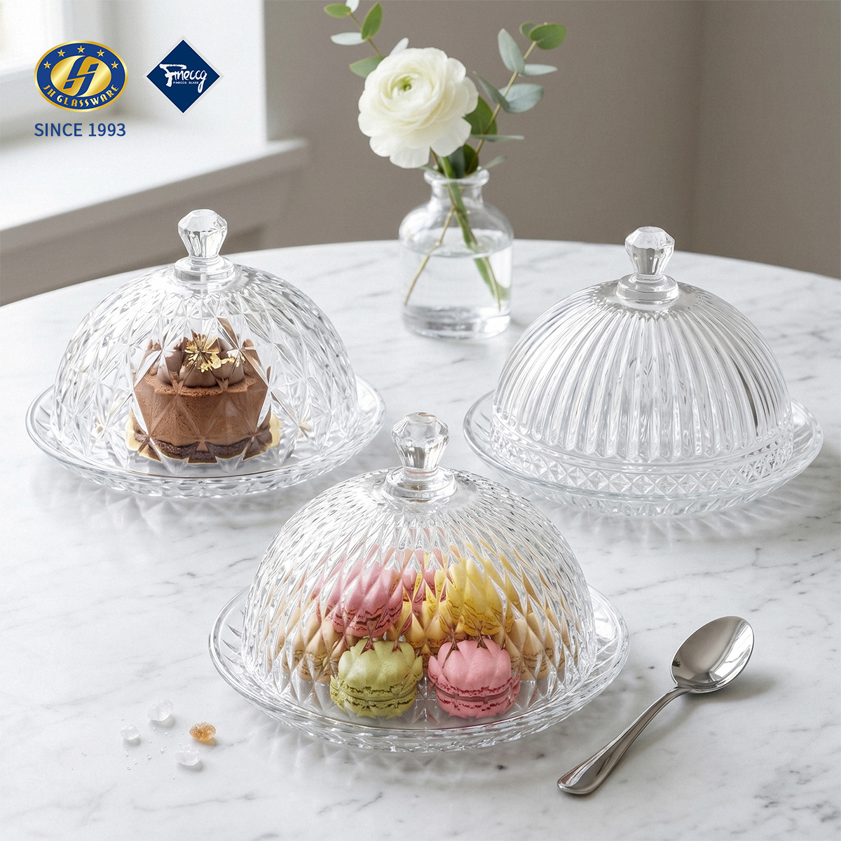 Diamond Embossed Lead-Free Glass Cake Stand With Dome Lid Round Dessert Pastry Serving Platter For Wedding Party Home Table Decor